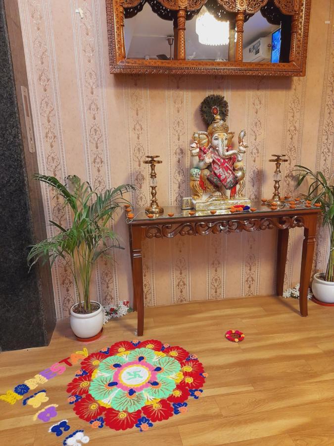 Homestay Ac Dormitory Új-Delhi Kültér fotó