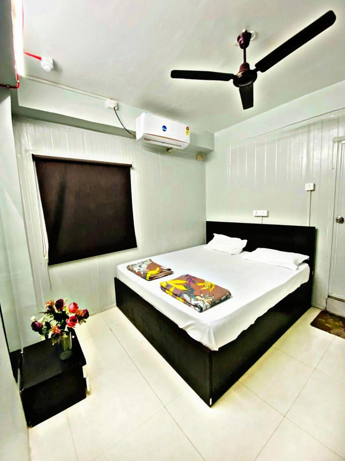 Homestay Ac Dormitory Új-Delhi Kültér fotó